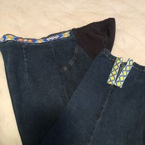 Maternity denim capris